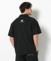 BLACK モデル:身長185cm,チェスト95cm,ウエスト75cm,ヒップ94cm,着用サイズL